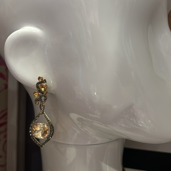 Champagne Gold & Olivine Swarovski Crystal Earrings-Boutique-NWT - Picture 5 of 8